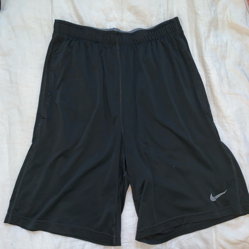 Men’s Nike Dri-fit basketball shorts